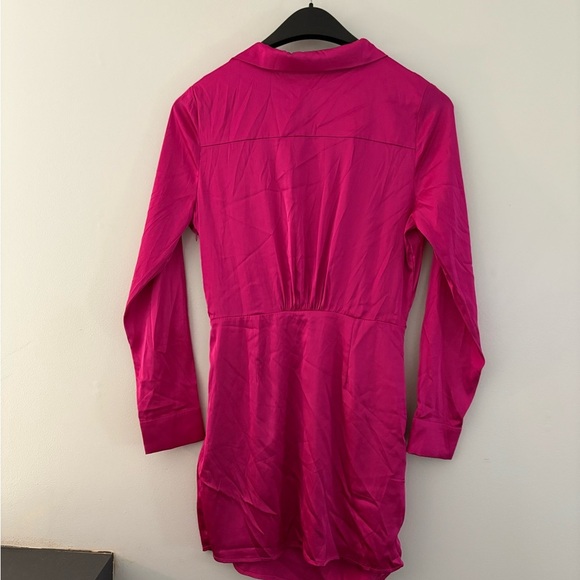 More To Come Myra Mini Dress Long Sleeve Fitted in Hot Pink Size Medium - Picture 13 of 13